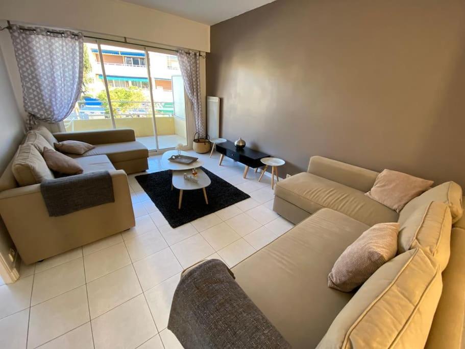 Superbe T2 4 Etoiles Climatise Faviere Refait A Neuf Apartment Bormes-les-Mimosas Bagian luar foto